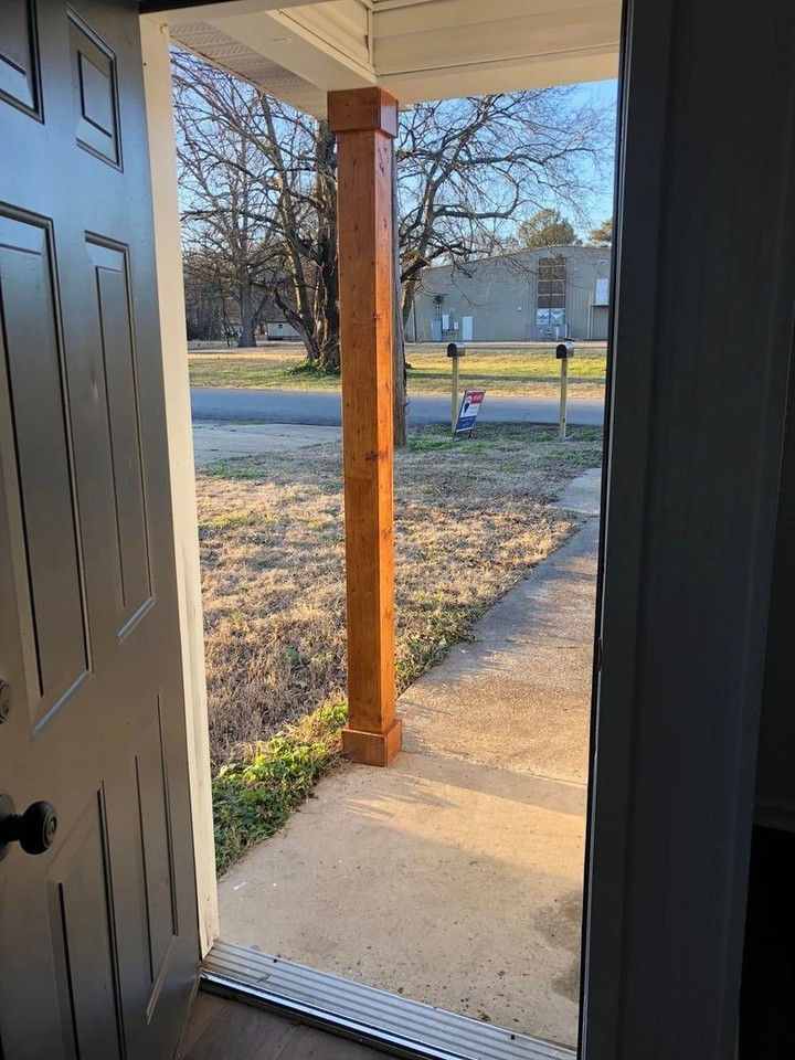 216 E 4th St - Photo 2 of 11