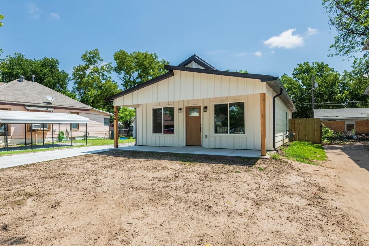 1626 N Topeka St - Photo 2 of 25