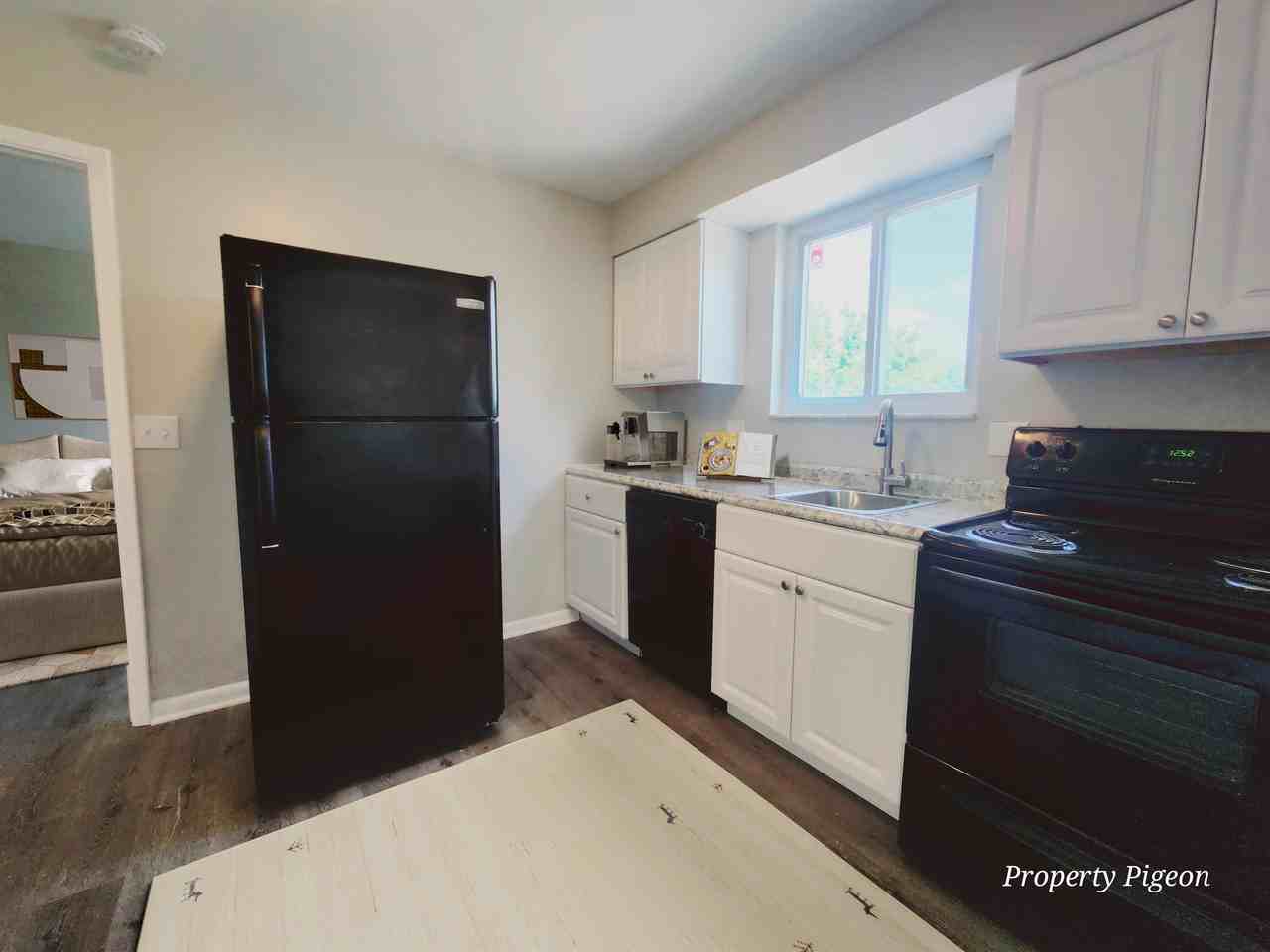 3021 Westwood Northern Boulevard - Photo 4 of 11