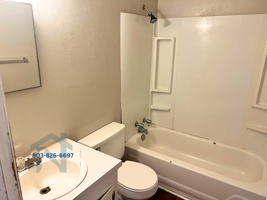 Water Oak 302 Houston Street - Photo 6 of 9
