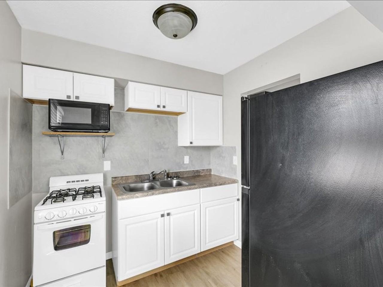 333 Riley Drive - Photo 6 of 15