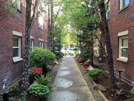 O511-- Beverly Court Studios - Photo 1 of 1