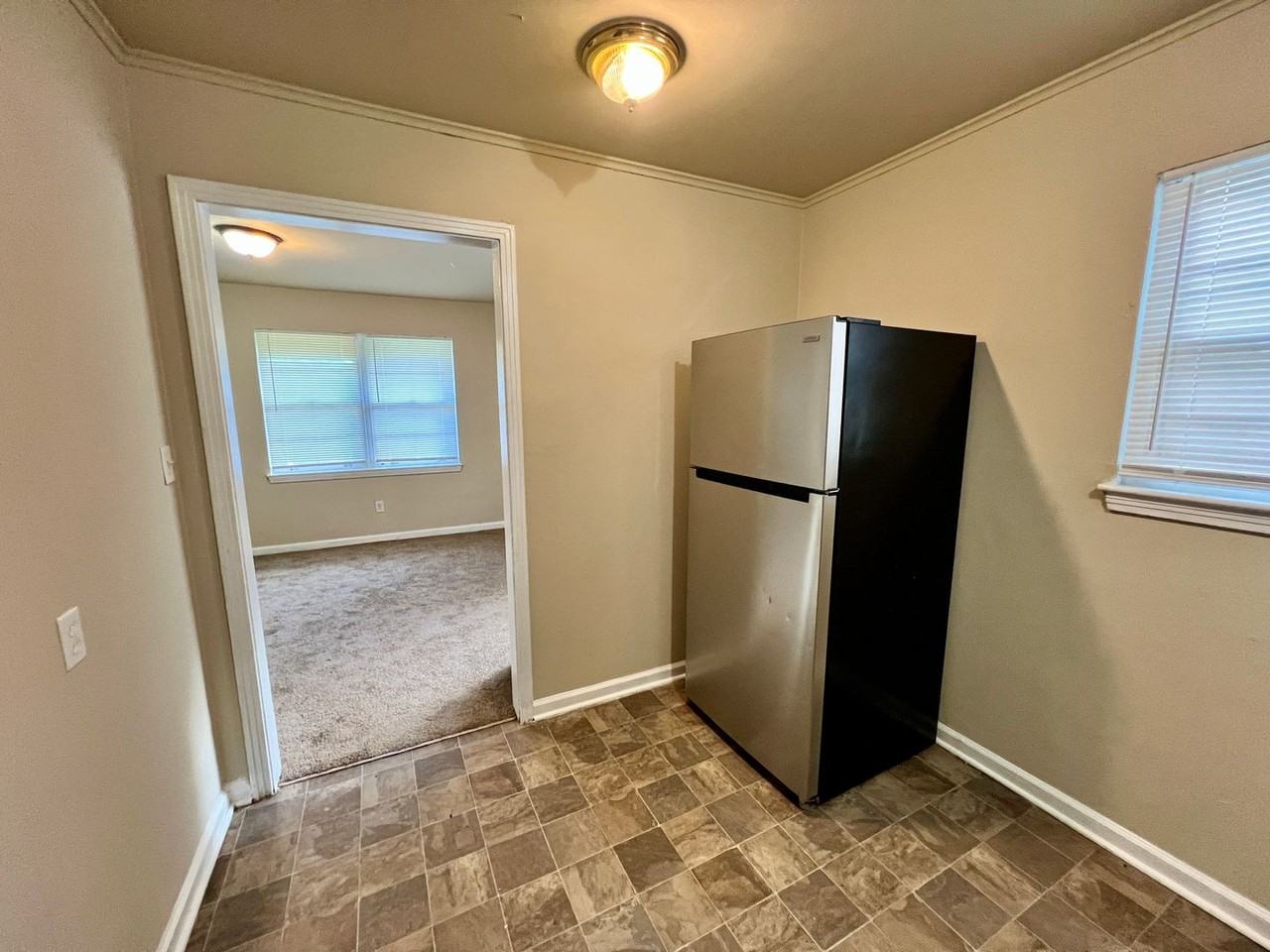 5014 Vista St - Photo 2 of 10