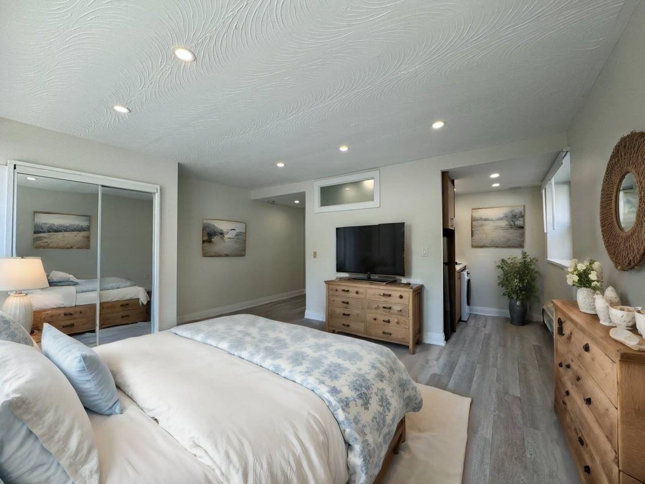 140 Springhurst Ave #U4