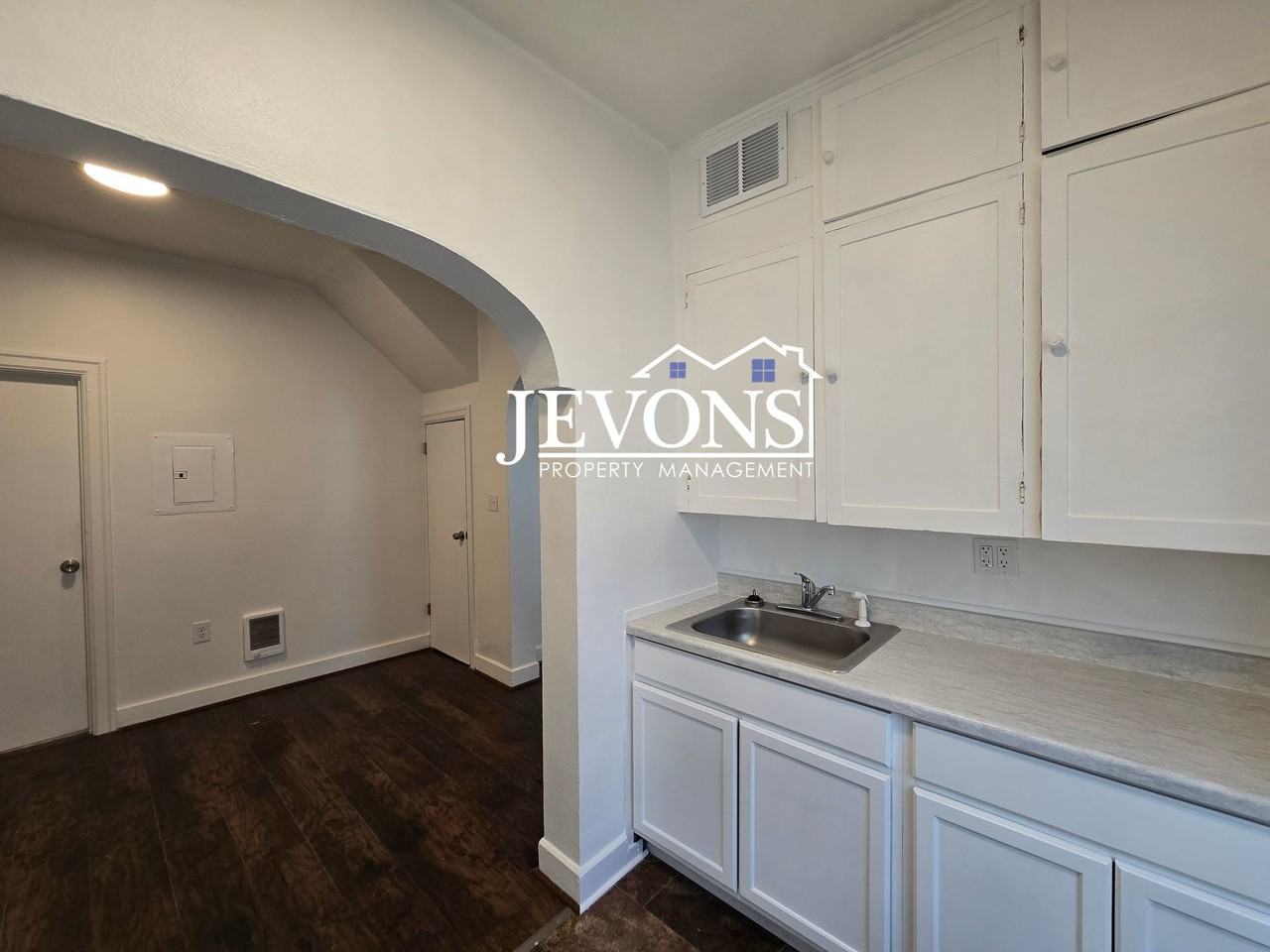 307 N 7th St Yakima, WA 98901 - Photo 5 of 20