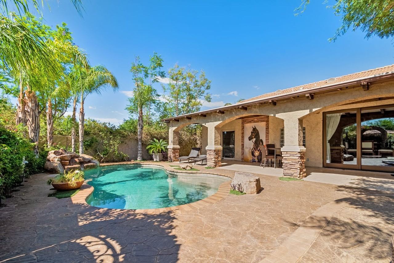 28432 North 44th Street - Photo 4 of 25