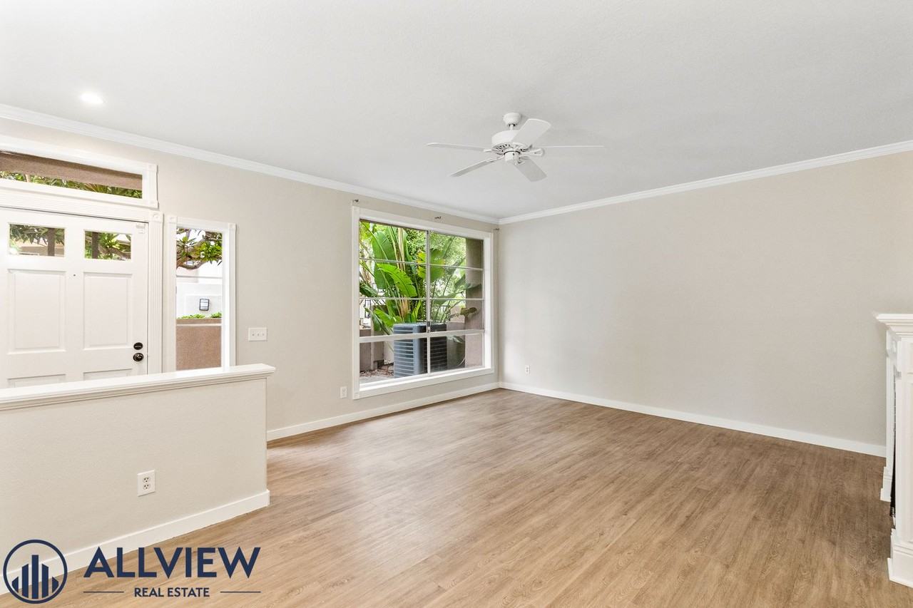 33 Silverwind - Photo 2 of 30