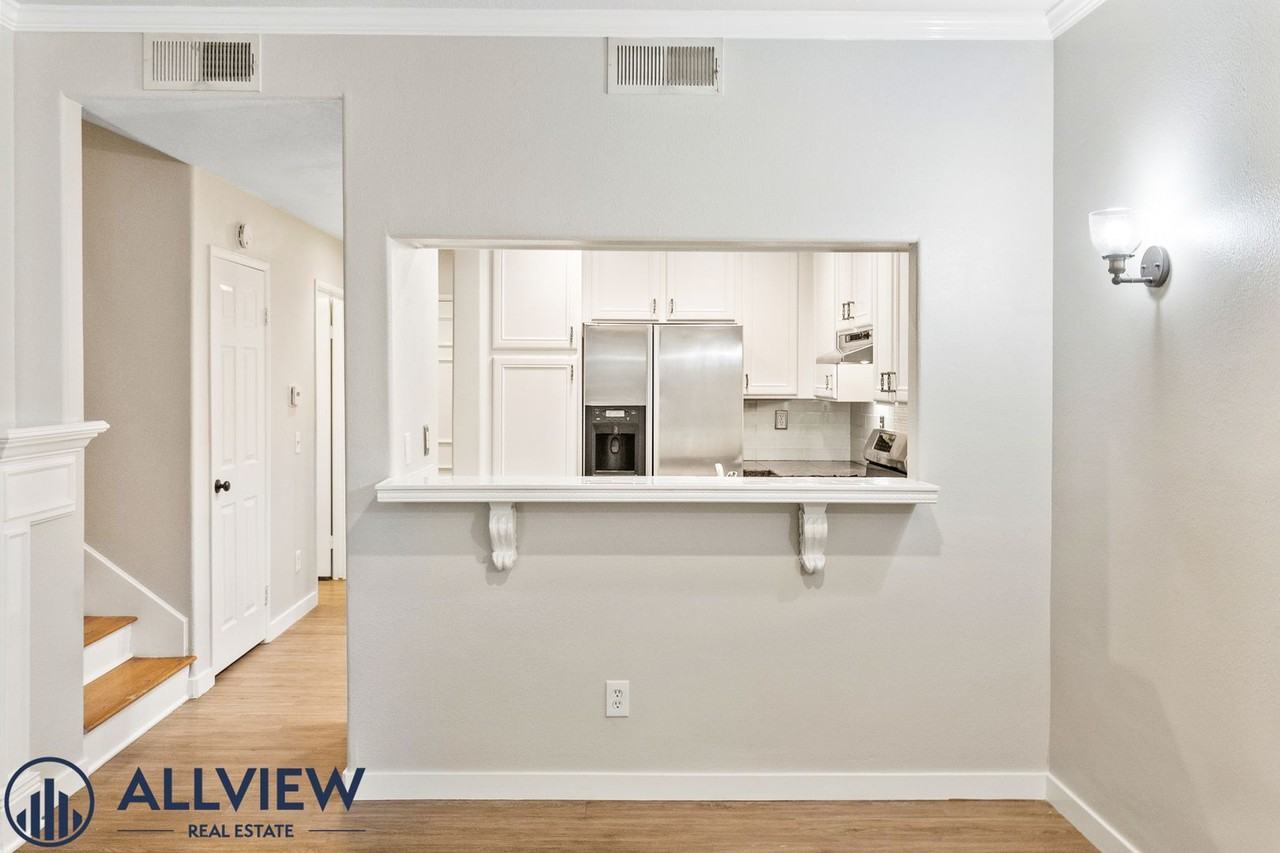 33 Silverwind - Photo 5 of 30