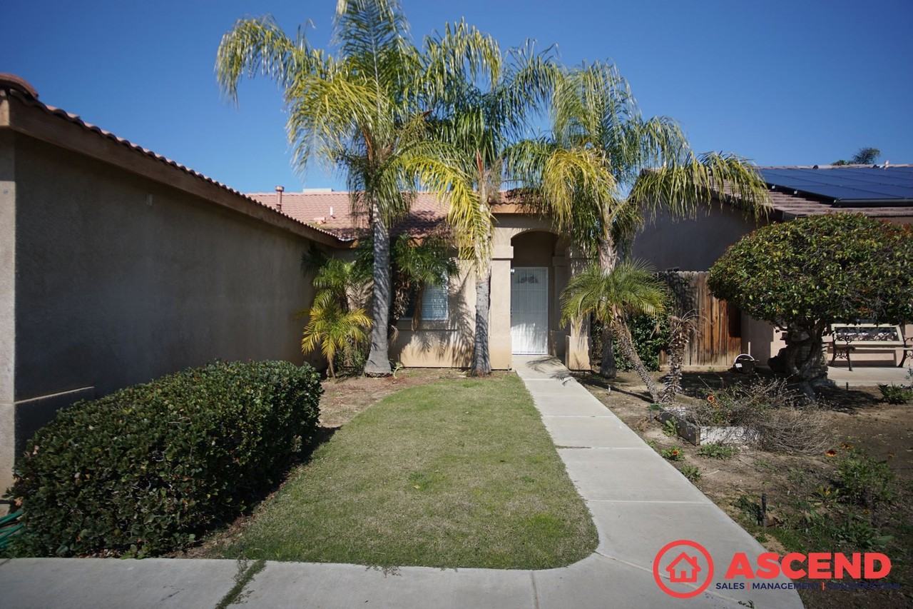 234 W Pilot Ave - Photo 2 of 15