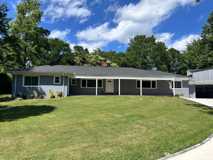 421 Lakeside Dr - Photo 1 of 1