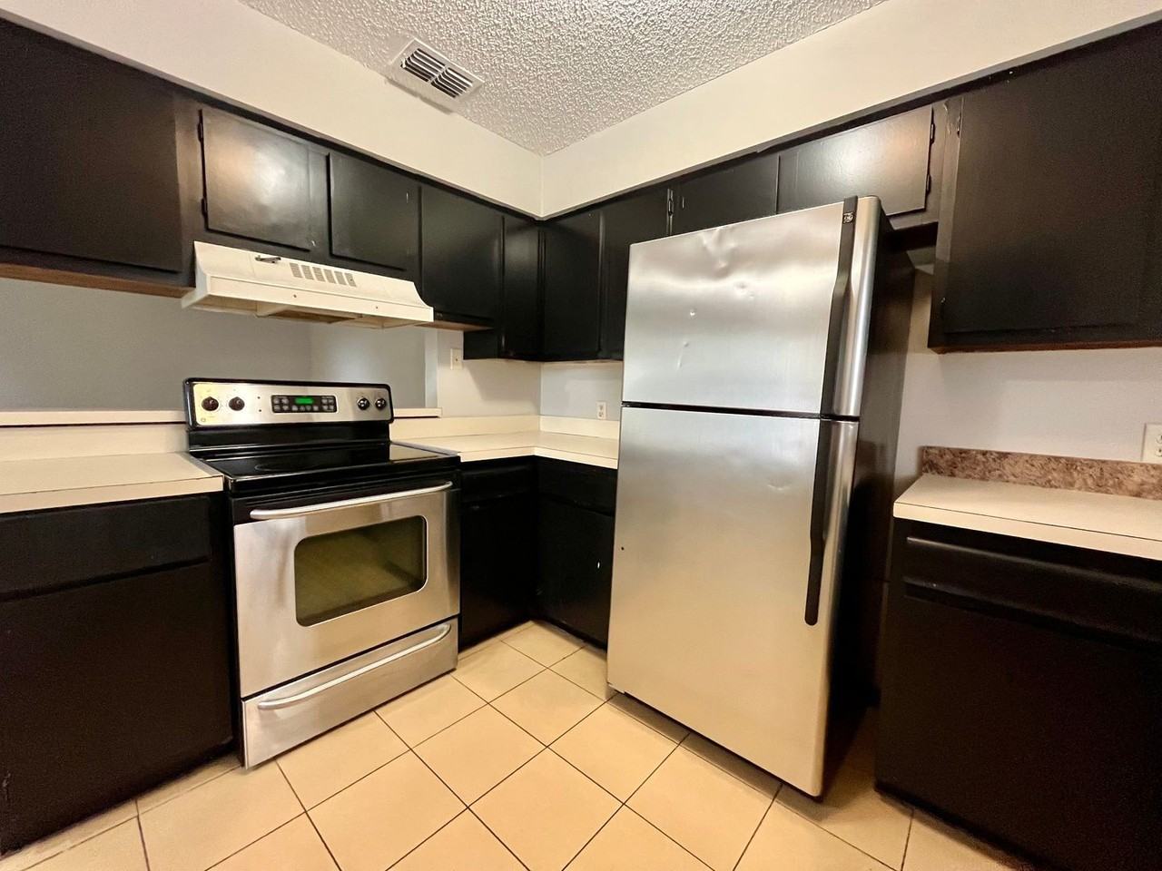 7635 Green Rd - Photo 4 of 14