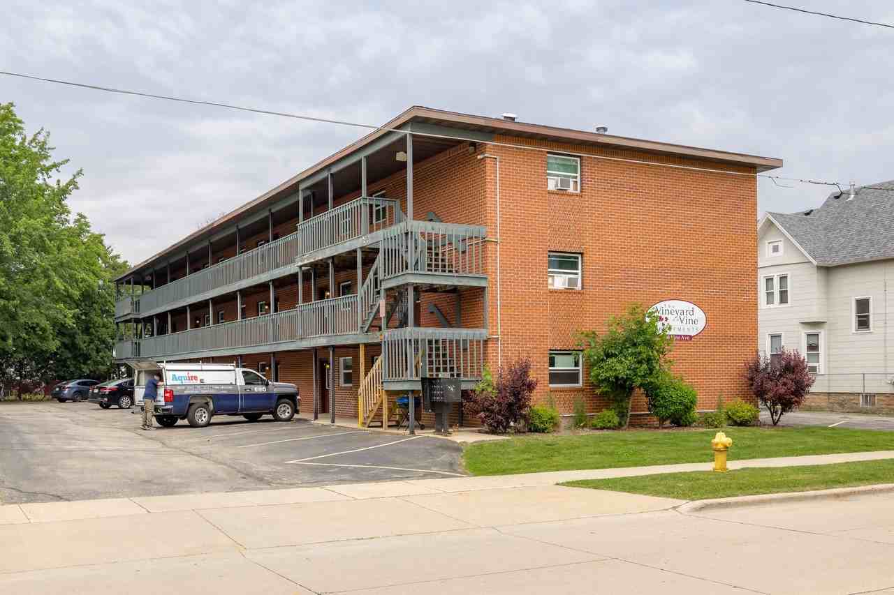 836 Vine Ave - Photo 3 of 24