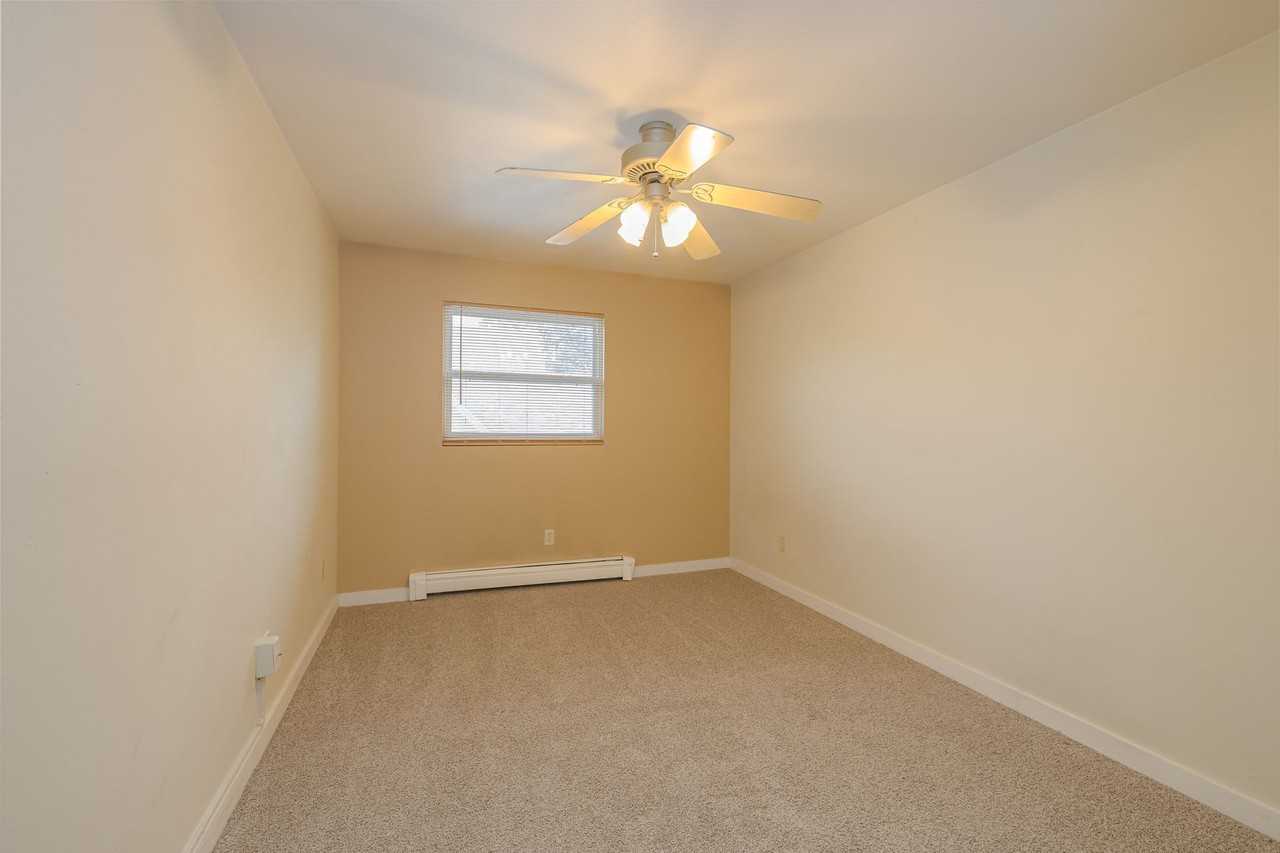 836 Vine Ave - Photo 2 of 17