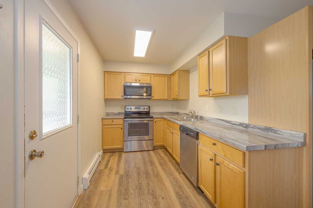 836 Vine Ave - Photo 4 of 17