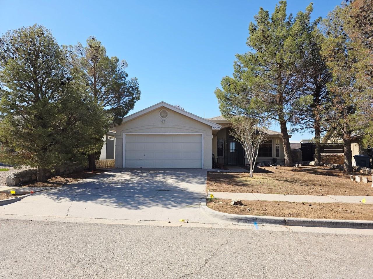 8612 Centennial Dr - Photo 3 of 28