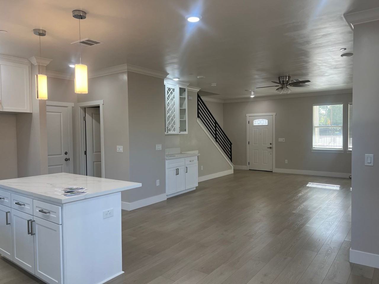 2615 Beaumont St - Photo 2 of 8