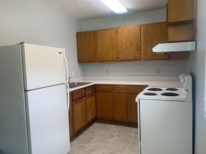 3206 N 19th St #3206 - Photo 2 of 7