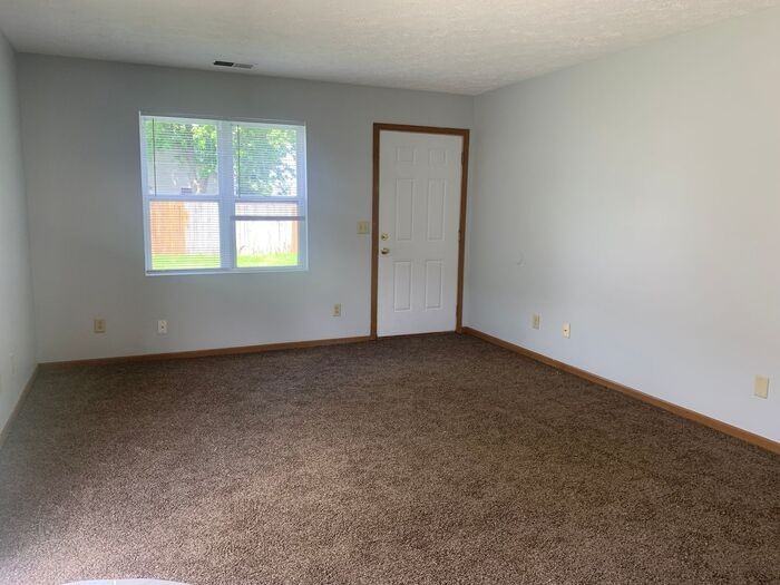 3206 N 19th St #3206 - Photo 3 of 7