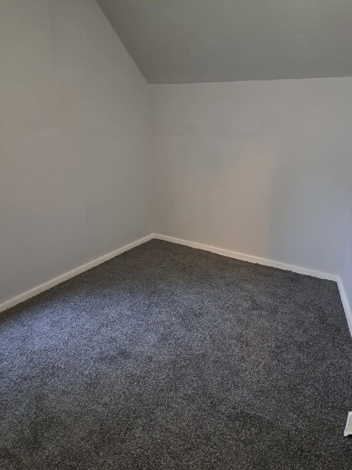 18336 South Jefferson Street #3 - Photo 3 of 3