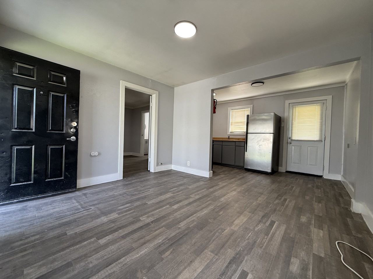 652 Riverside Dr #1 - Photo 2 of 7