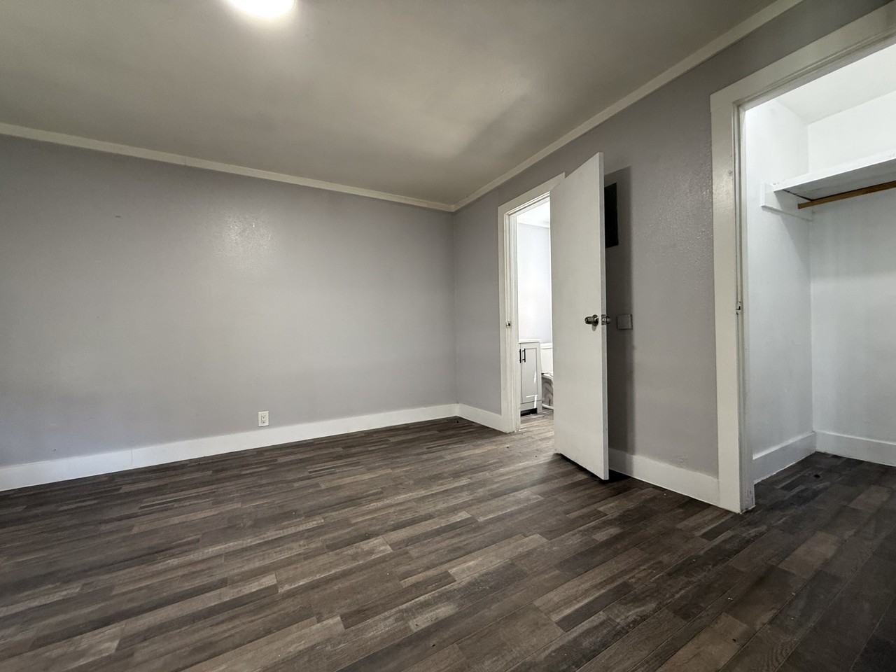 652 Riverside Dr #1 - Photo 5 of 7