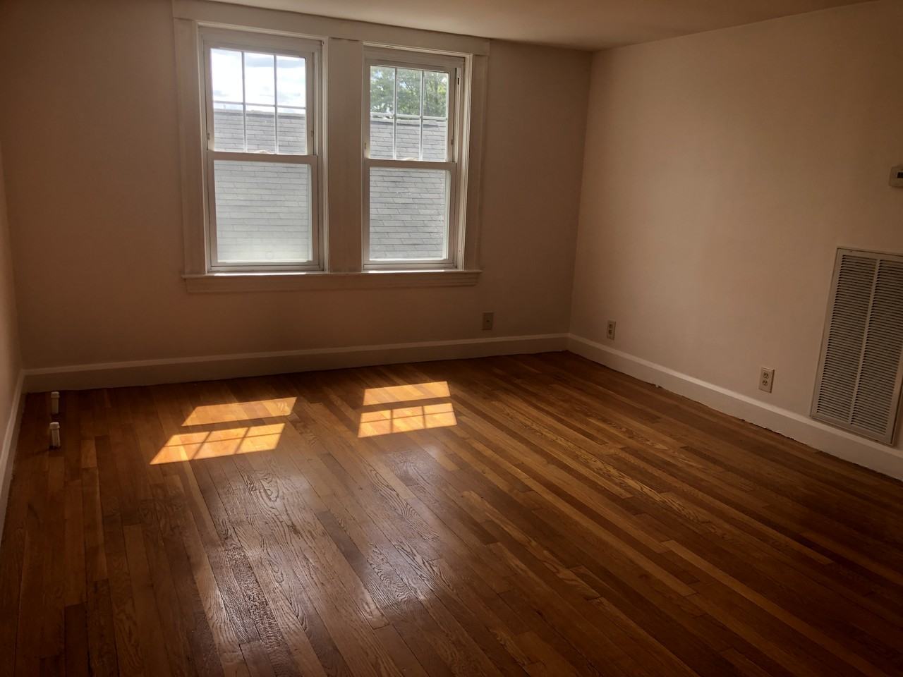 21 Milton St #3 - Photo 3 of 16