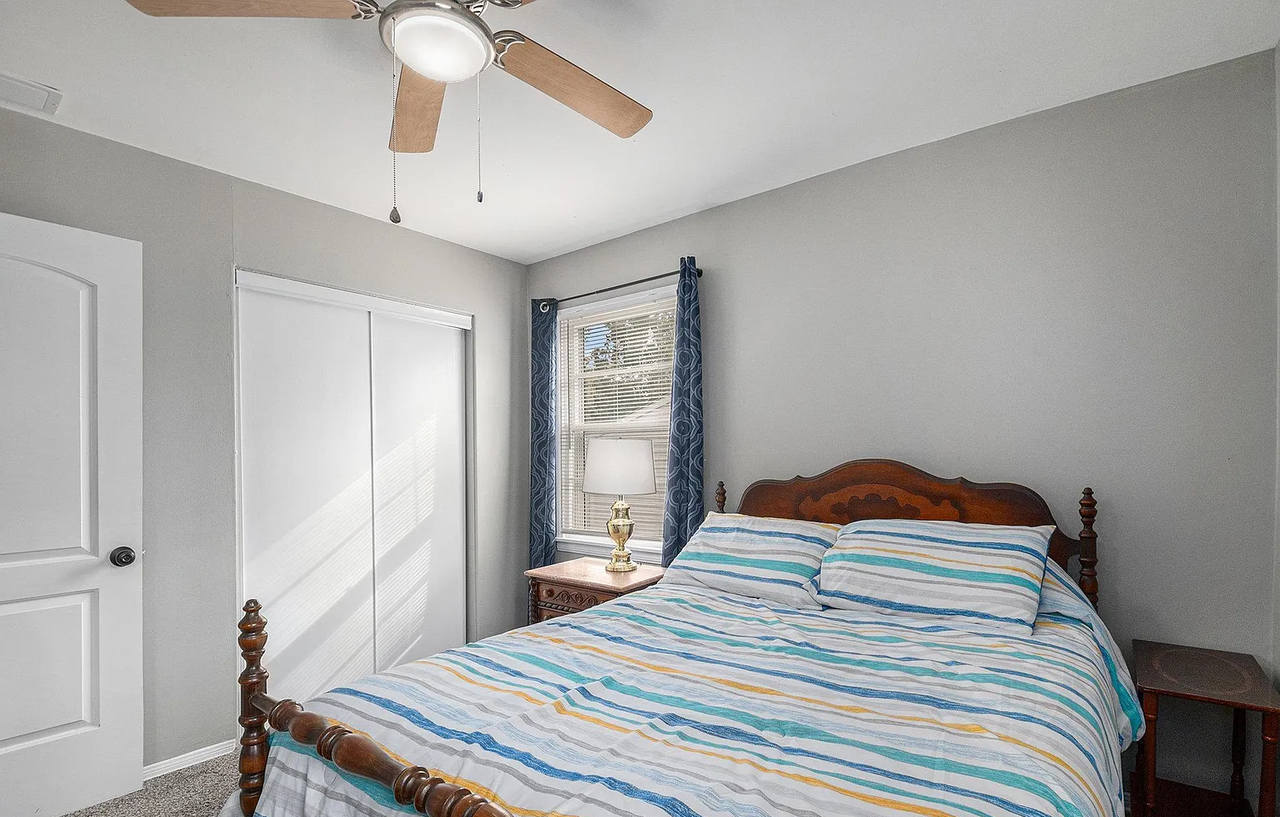 520 S 70th St #NA - Photo 6 of 31