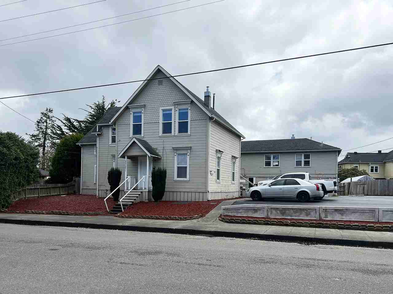 2543 Fairfield St #3 - Photo 2 of 9