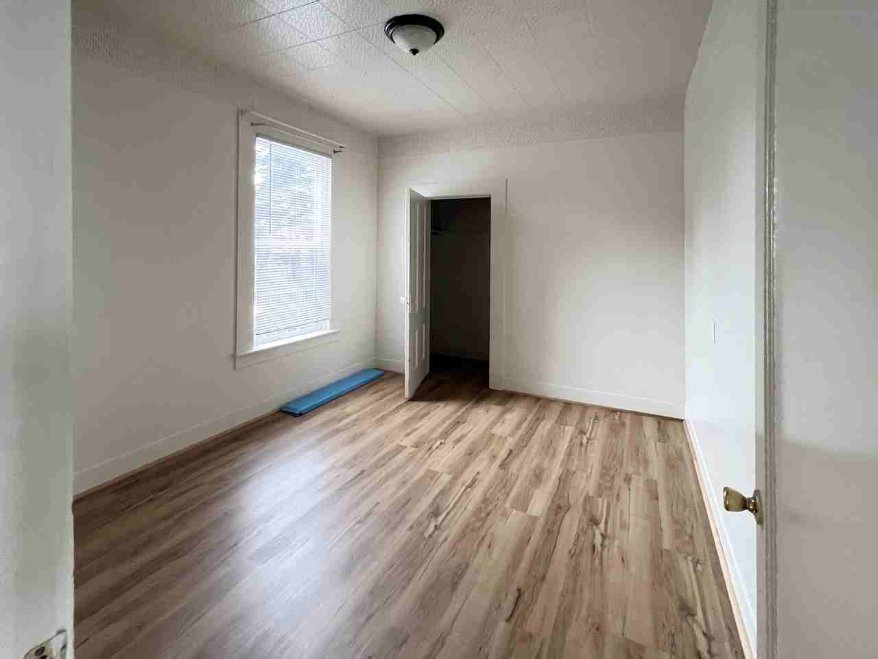 2543 Fairfield St #3 - Photo 7 of 9