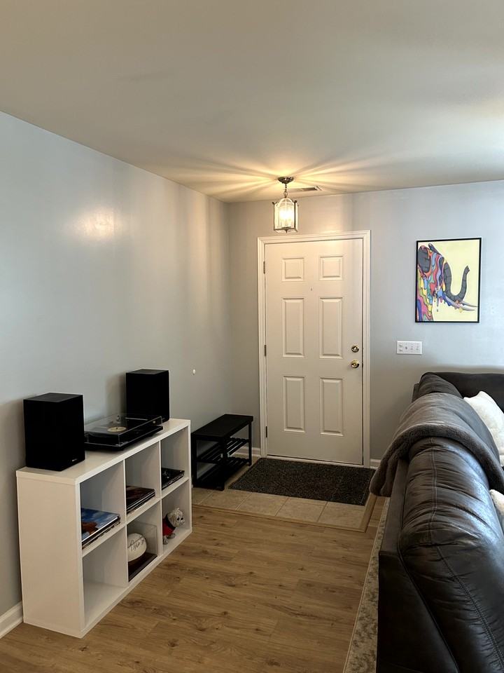 122 Sonata Cir #122 - Photo 4 of 20