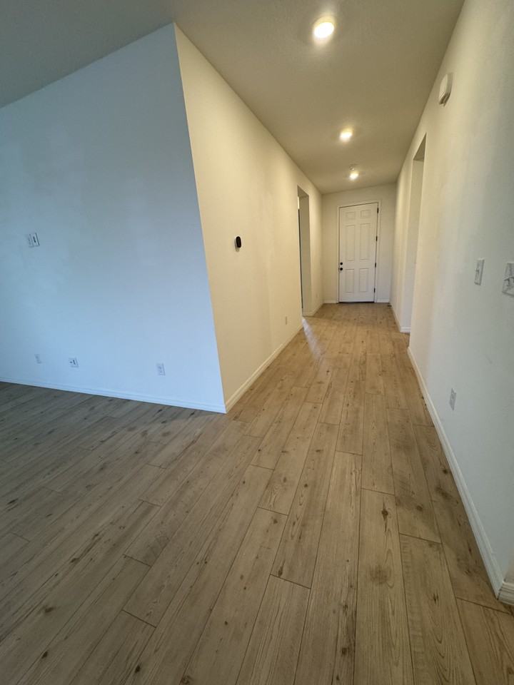 7306 34th Ct E #NA - Photo 3 of 27