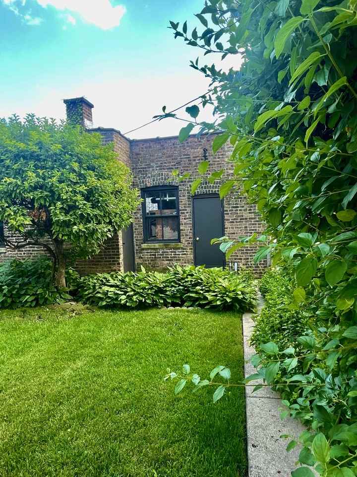 2711 W Sunnyside Ave #1 - Photo 5 of 34