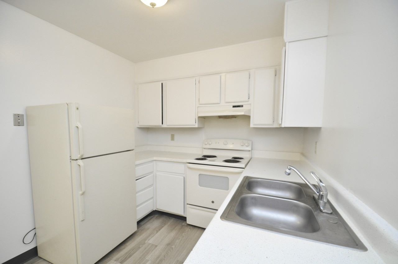 Eagle Crossing - Photo 4 of 16