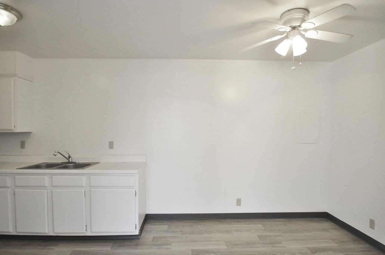 Eagle Crossing - Photo 5 of 16