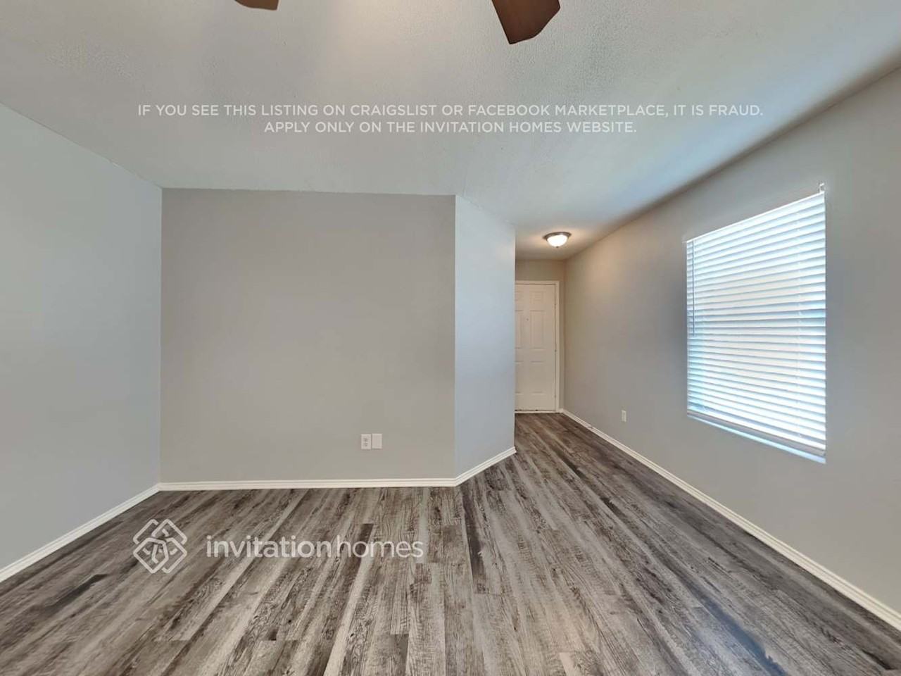 4901 Waterford Dr - Photo 3 of 23