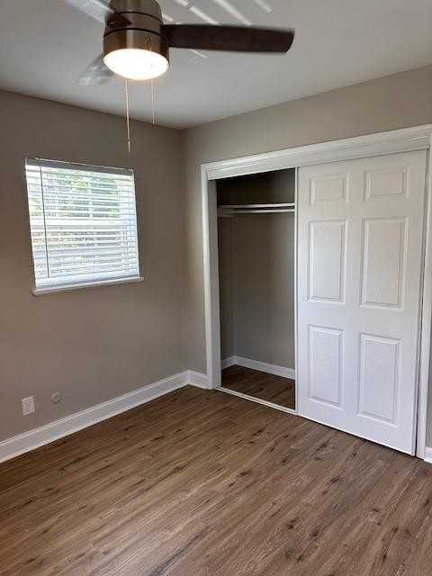 Country Club - Photo 6 of 38