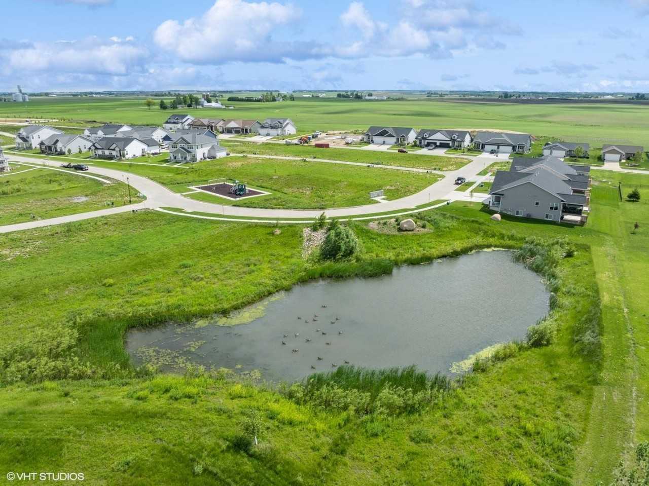 Rookwood Commons 2813 - Photo 5 of 6