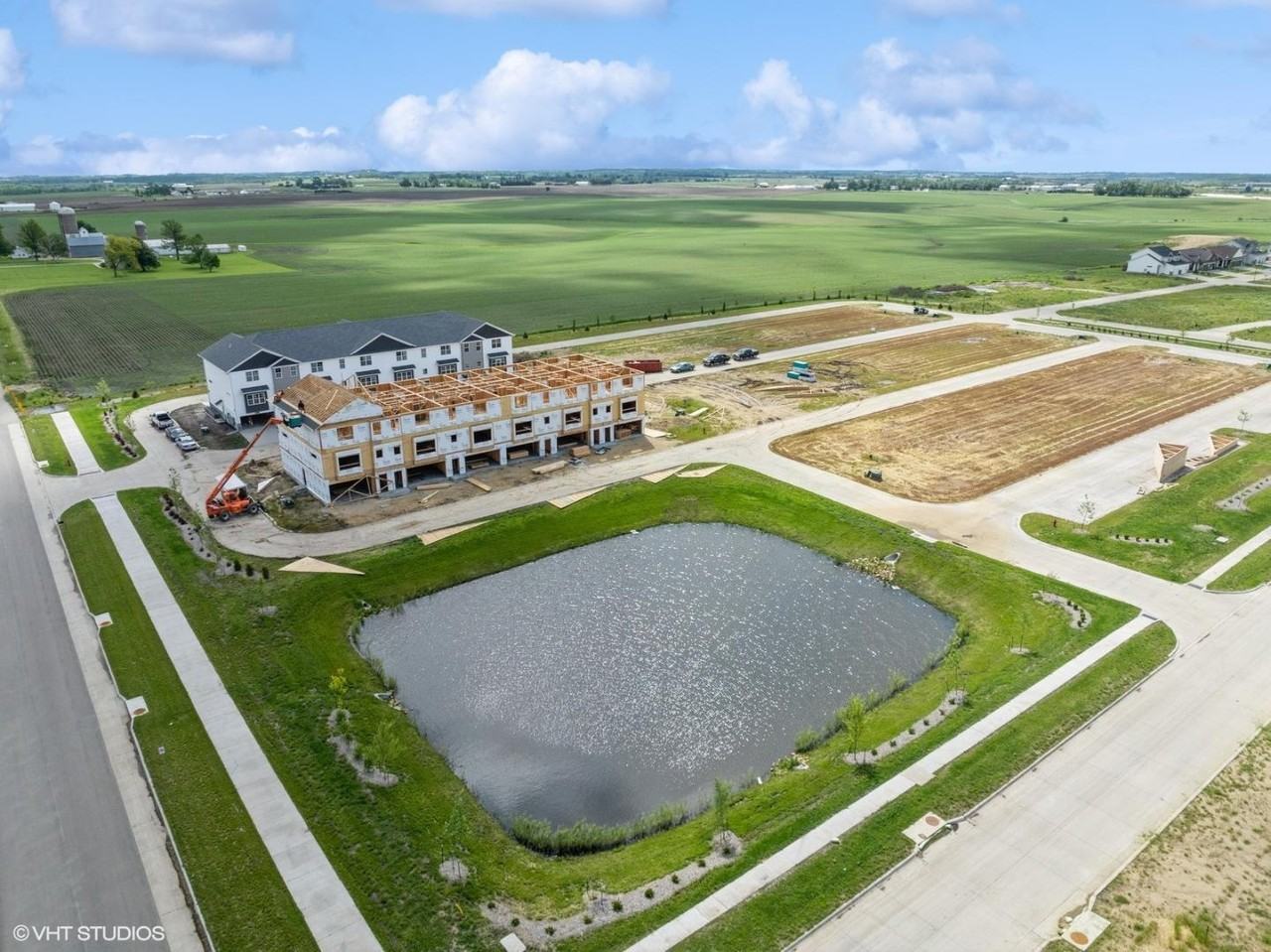 Rookwood Commons 2813 - Photo 6 of 6