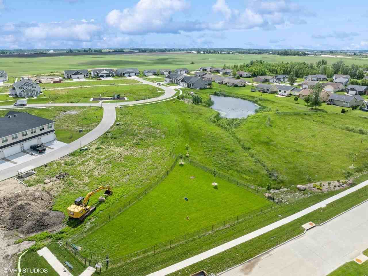 Rookwood Commons 2815 - Photo 3 of 6