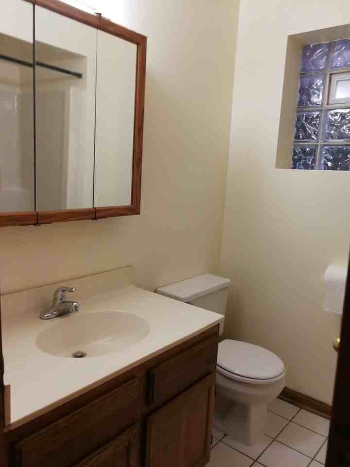 1341 West 31st Street #B - Photo 3 of 9