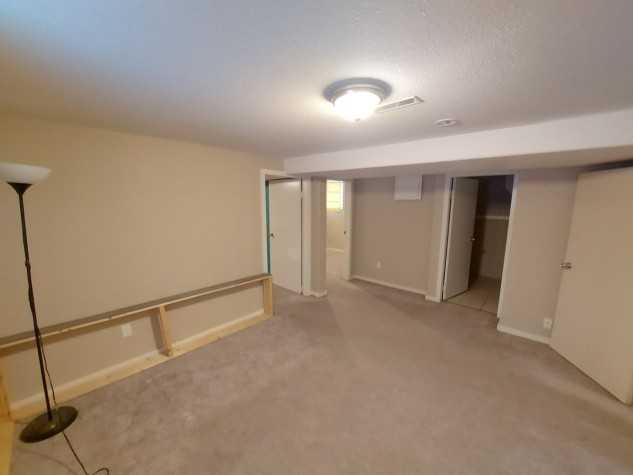 Cozy 2 Bedroom. 1 Bathroom Basement Suite. - Photo 3 of 9