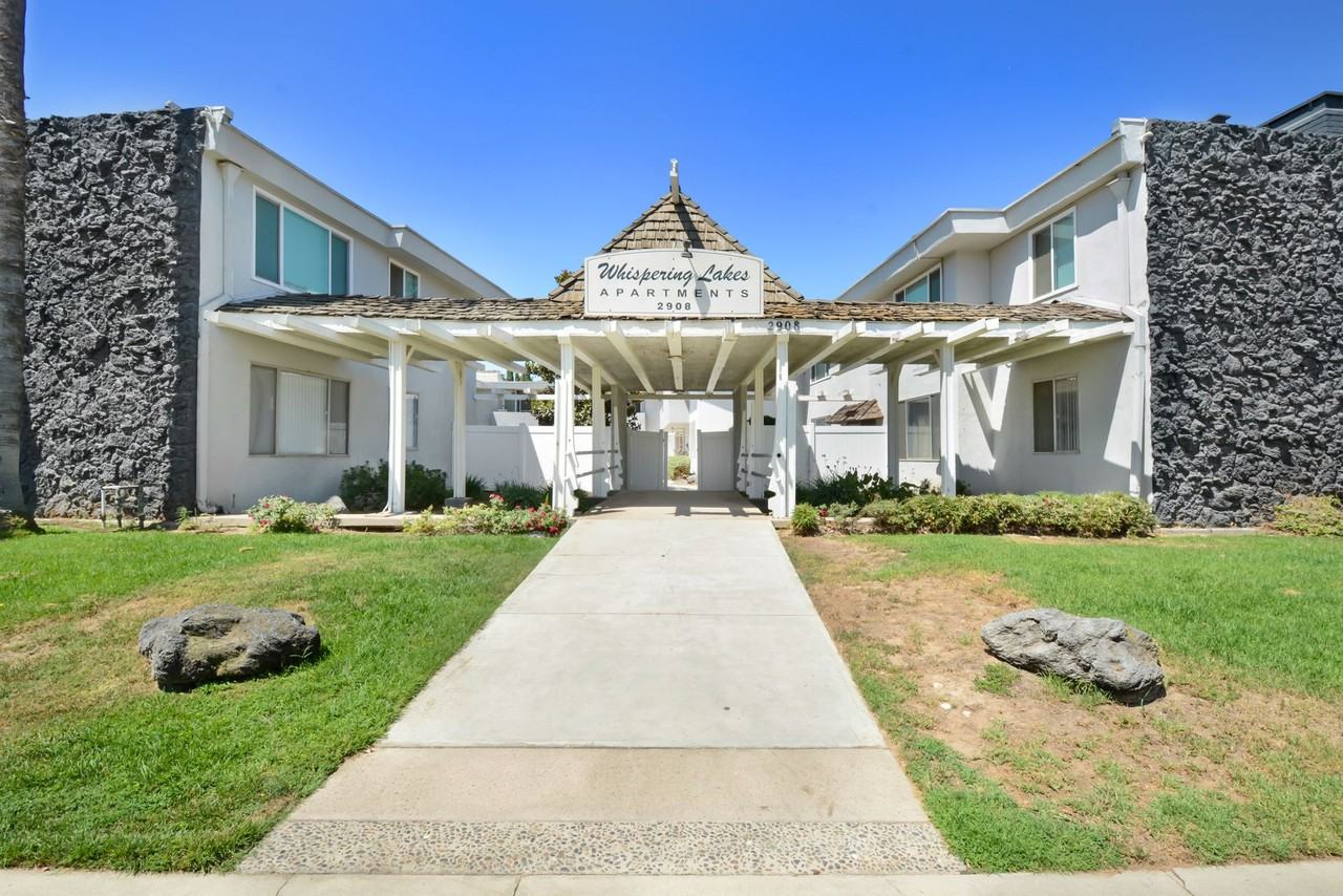 Whispering Lakes - Photo 6 of 10