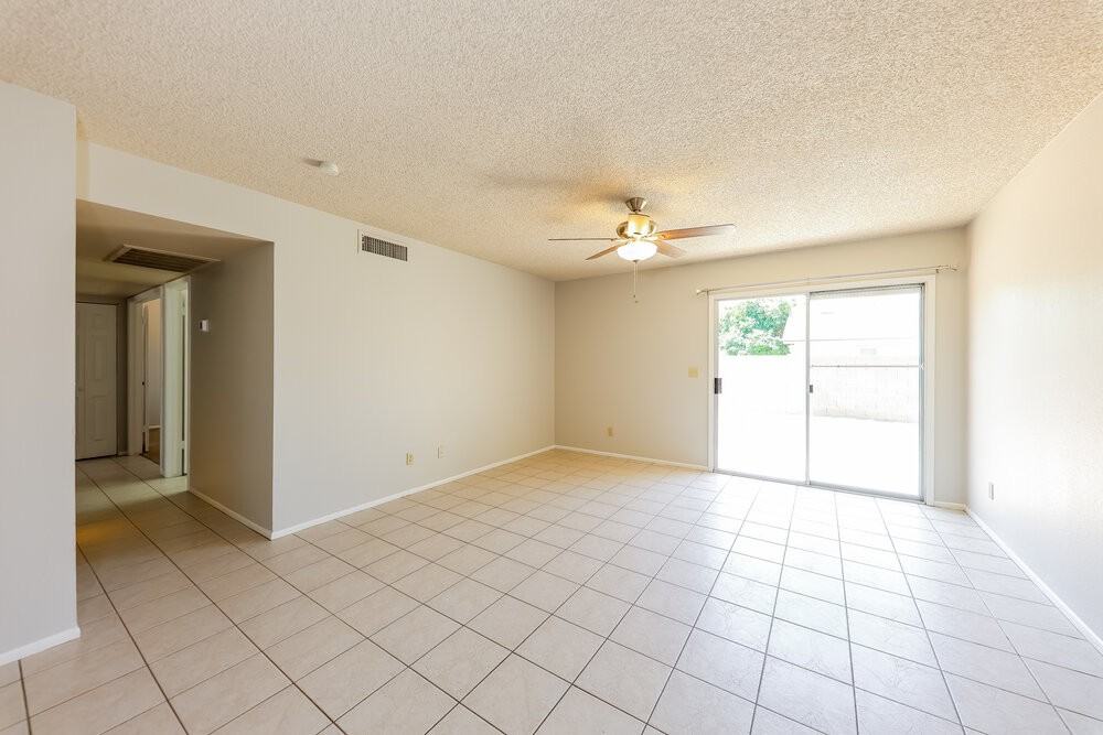 4323 W Piute Ave - Photo 3 of 16