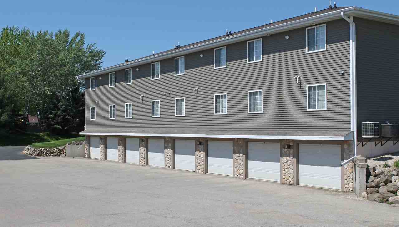 04-Midvale Townhouses and Apartments I - Photo 2 of 12