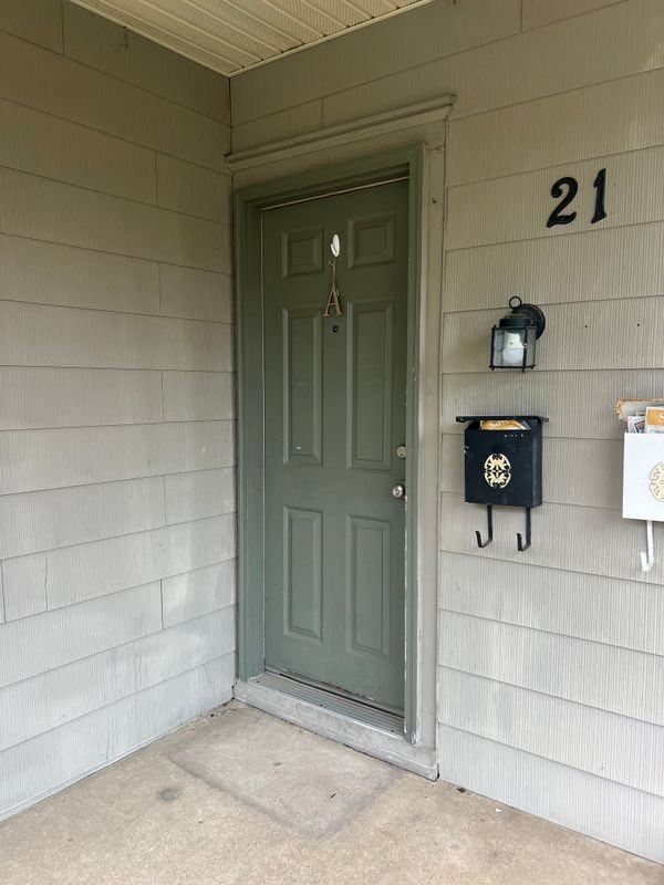 21 N Summit Ave ##A - Photo 2 of 17