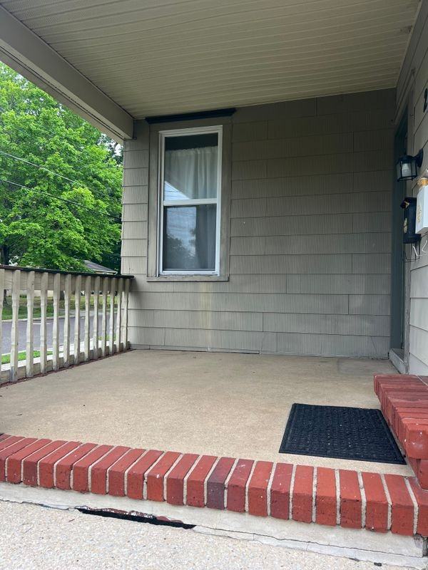 21 N Summit Ave ##A - Photo 3 of 17