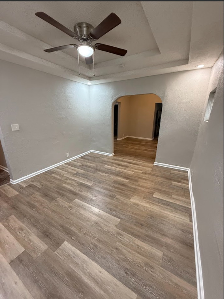 4334 Virginia Ave - Photo 2 of 8