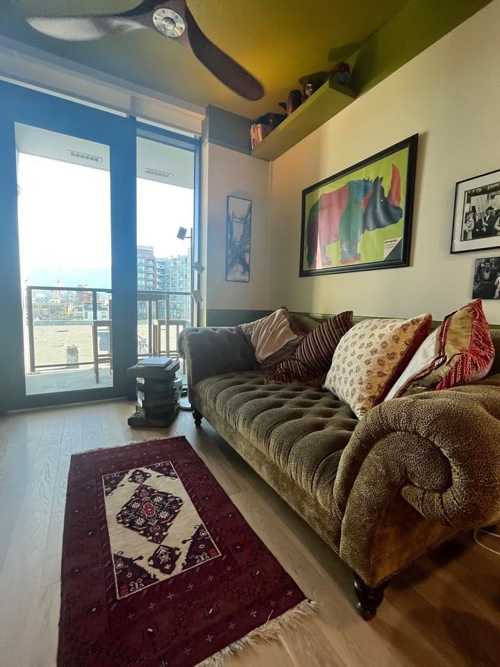 239 Keefer Street #702 - Photo 3 of 10