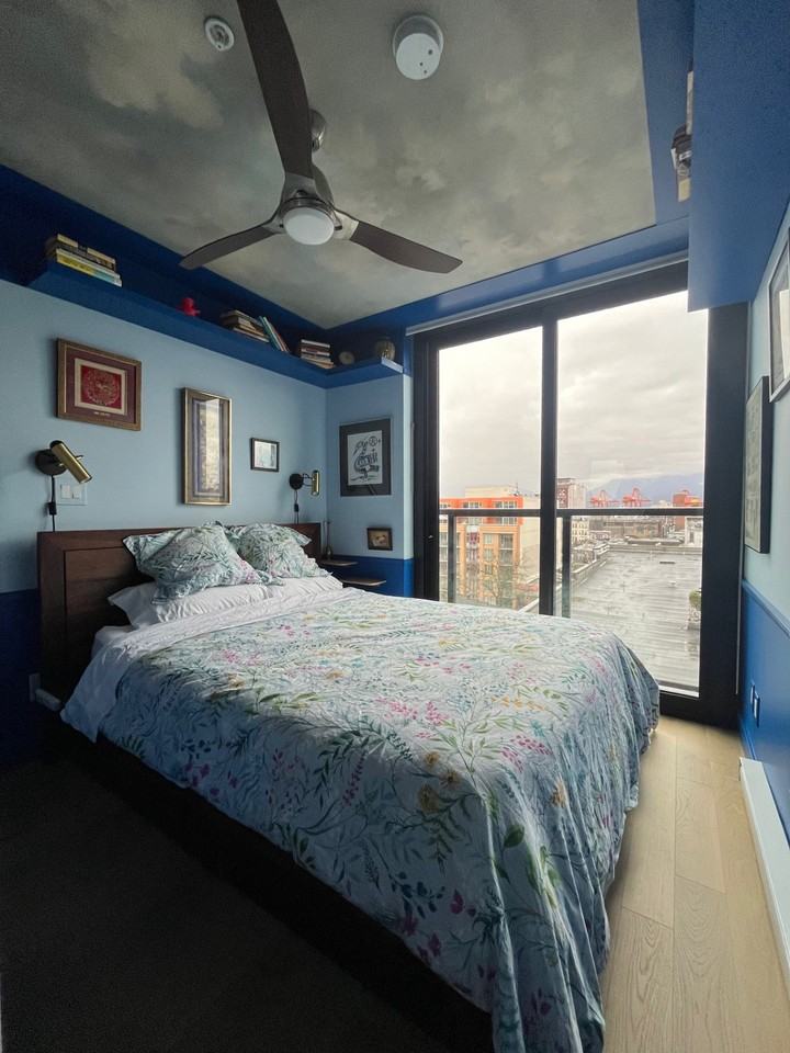 239 Keefer Street #702 - Photo 5 of 10