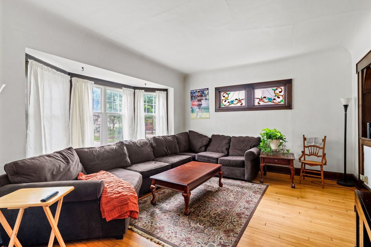 3013 N Murray Ave - Photo 2 of 22